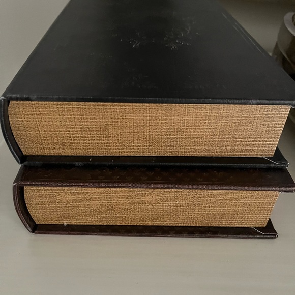 Vintage hidden compartment books - Picture 2 of 4